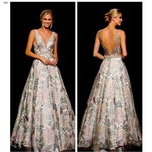 Colors couture dress size 4